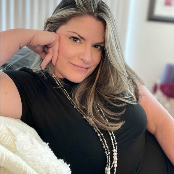 I am a traveler and enjoy discovering local trends in each market visited. - Picture 7 of 13